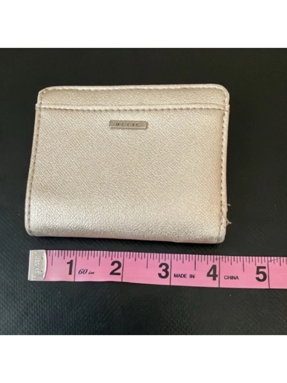 Metallic Compact Bifold Wallet w/ Snap closure, RDIF Blocking, Zipper coin purse - Picture 5 of 8